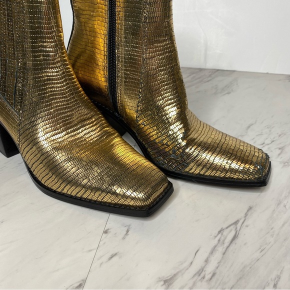 Vince Camuto Sojetta Gold Square Toe Heeled Bootie 8M - Picture 11 of 16